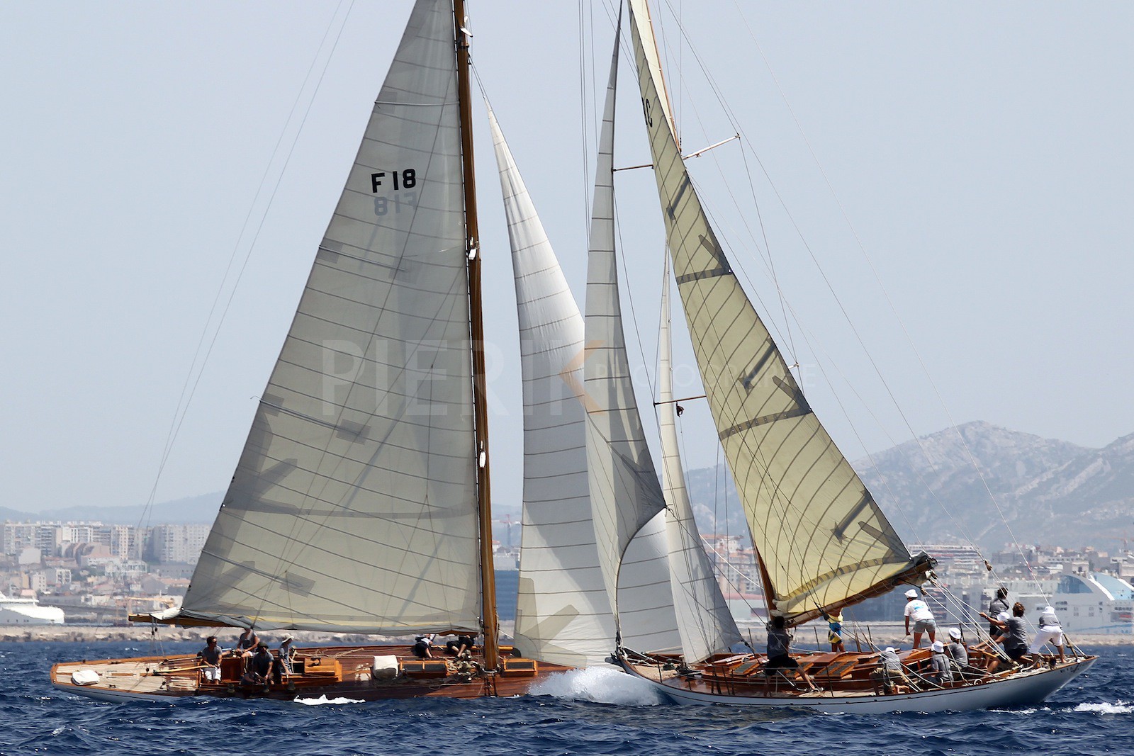 Irène VIII vs Elidh