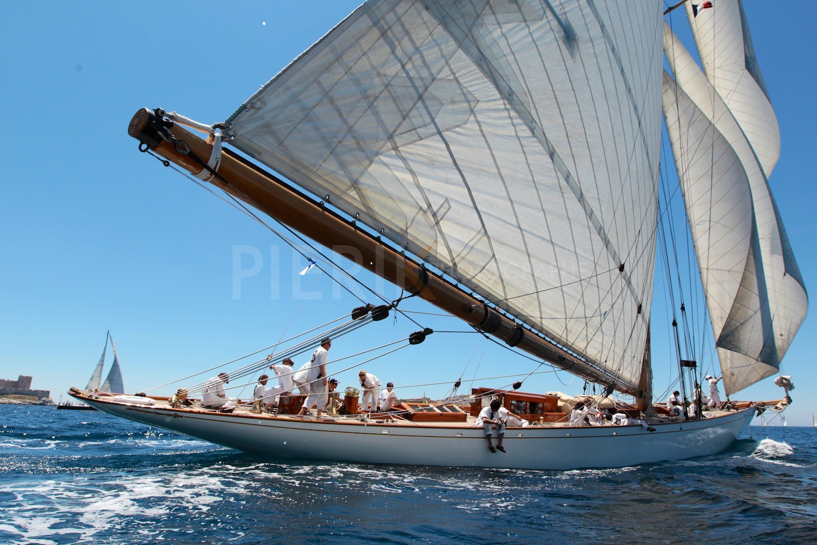 Moonbeam IV