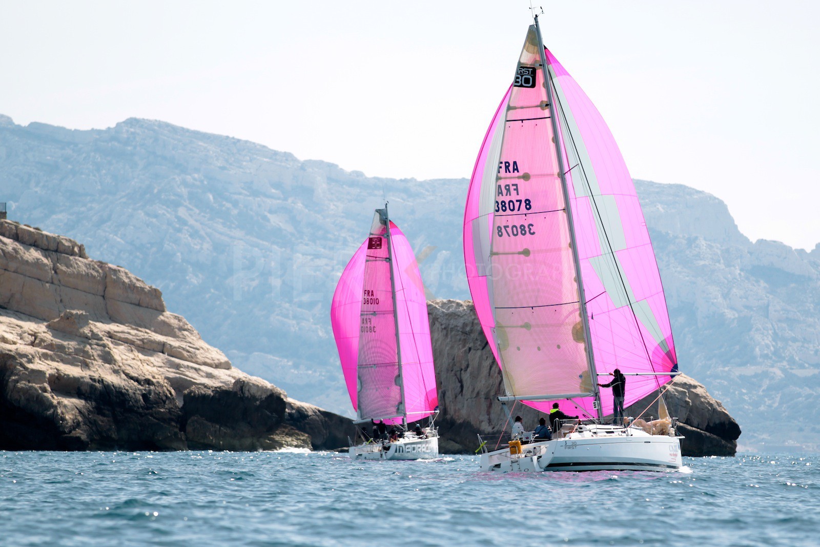 Madrago devant Reivilo