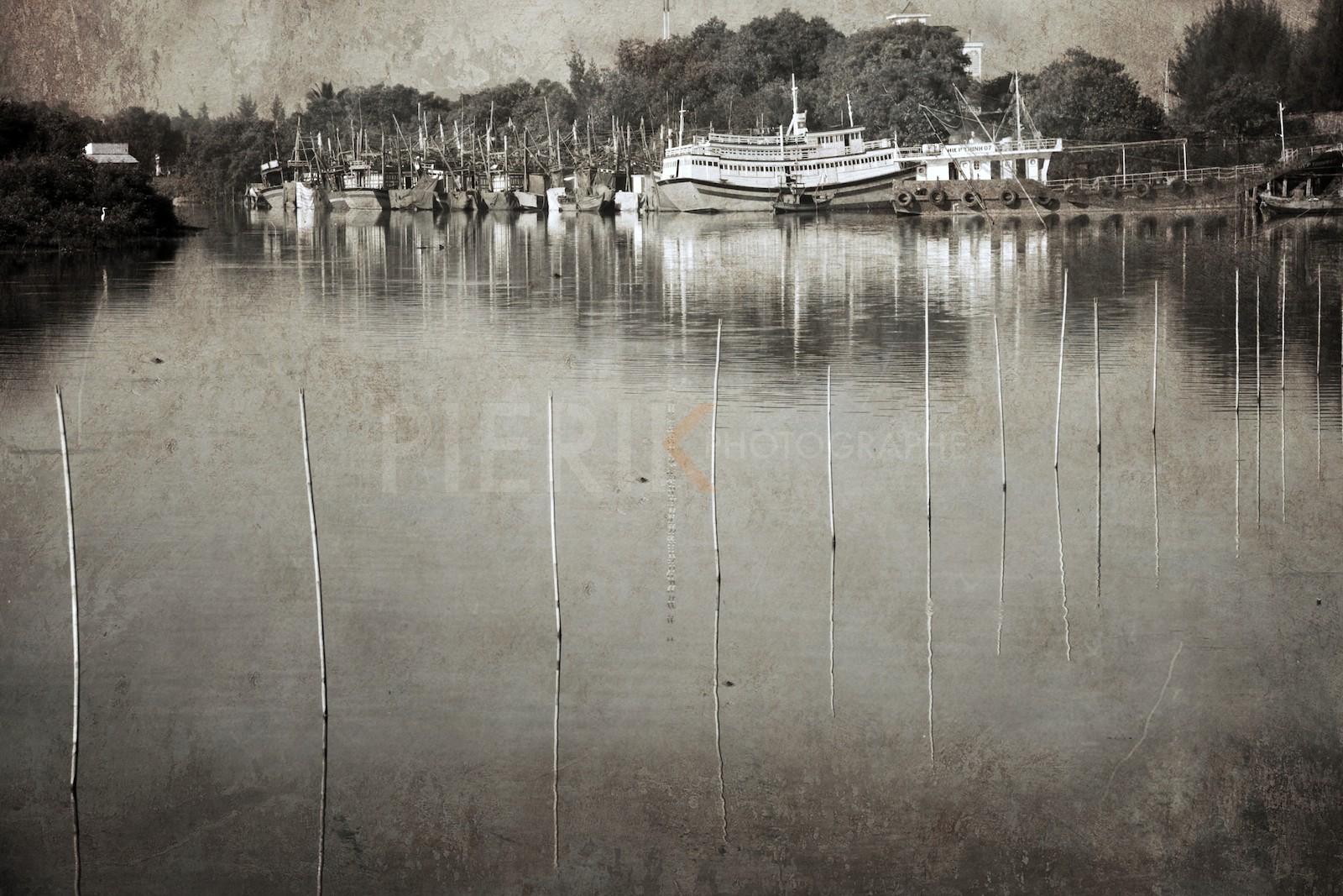 Canal à Phan Thiet Canal à Phan Thiet